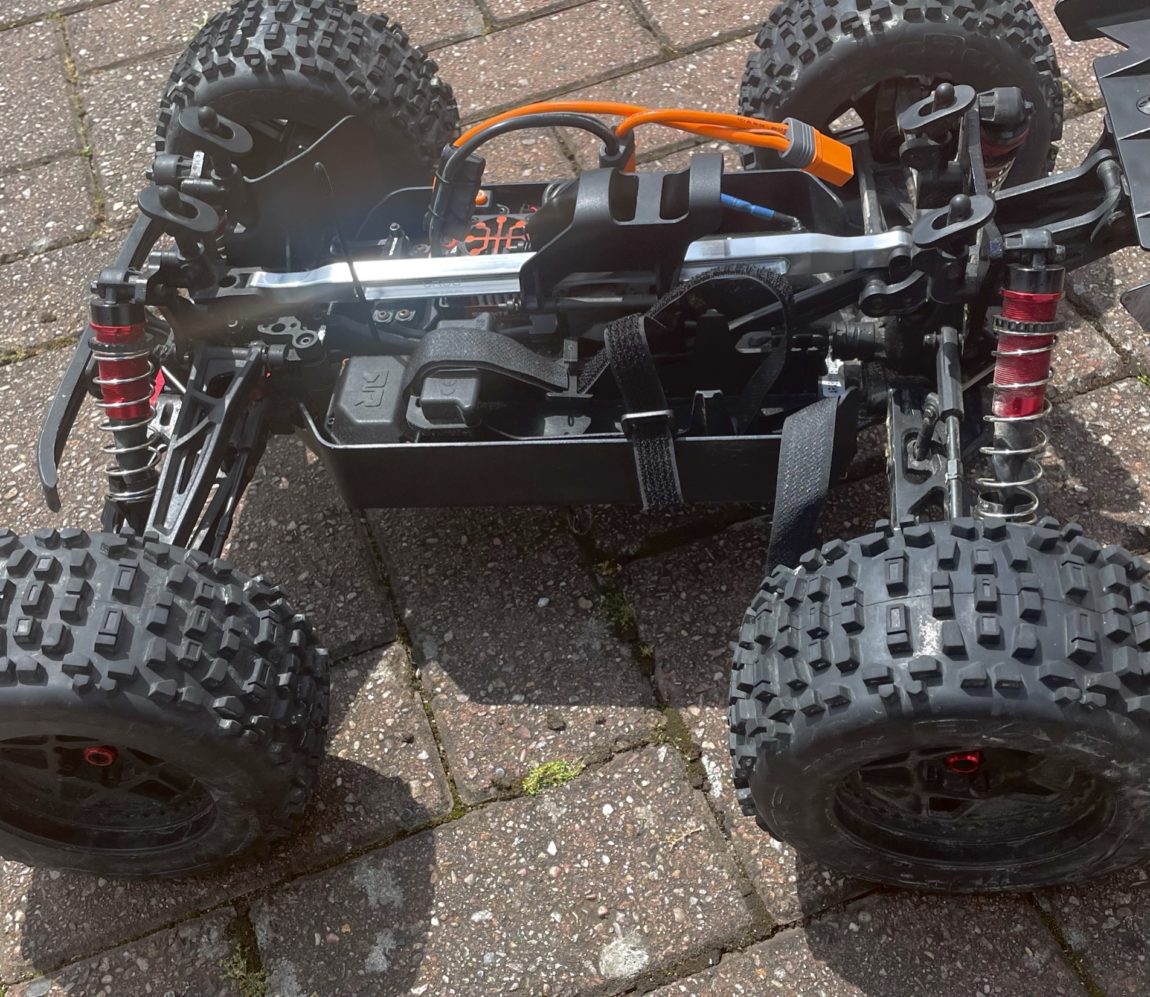 arrma notorious specs