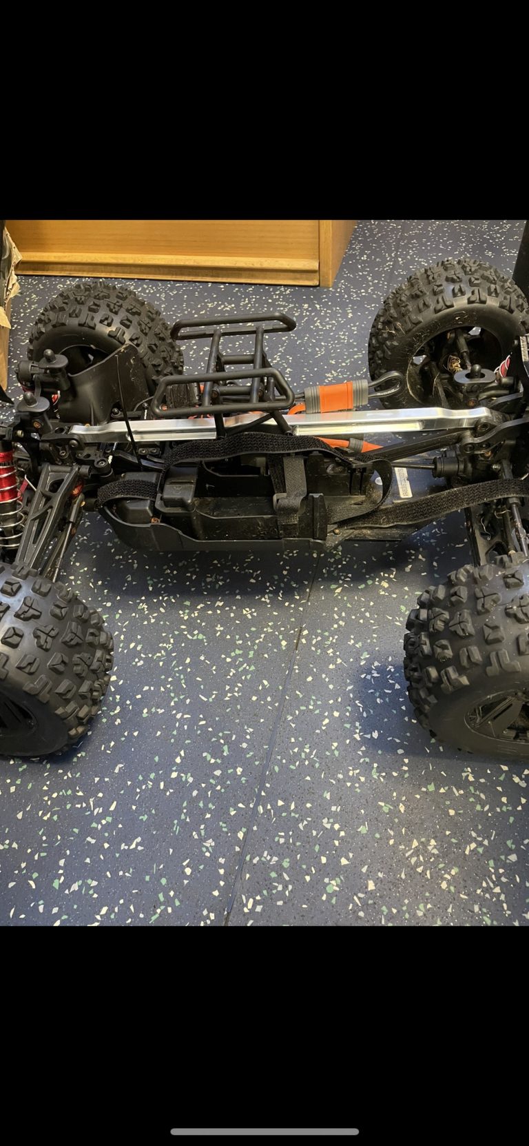 arrma big rock chassis brace